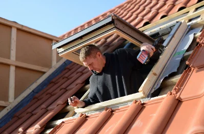Pose de fenêtres de toit Velux à Courmas